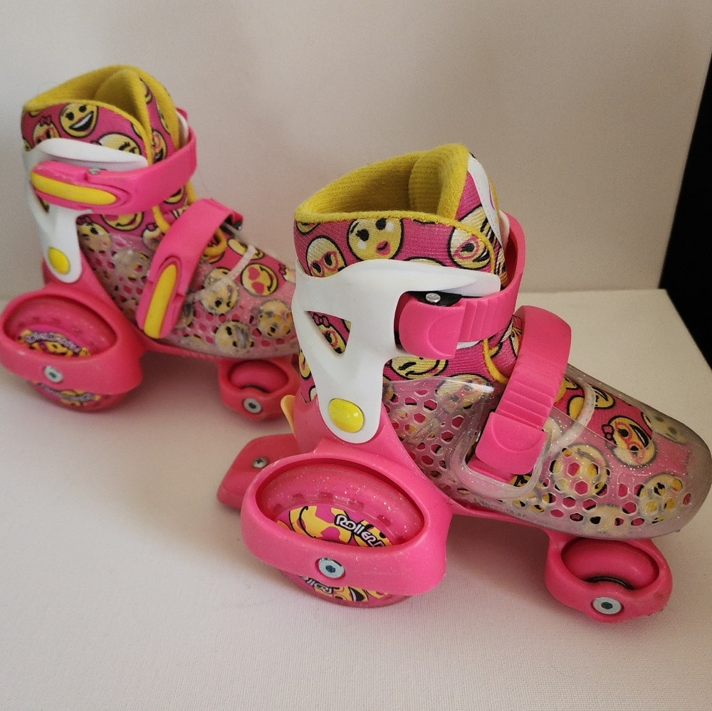 Pink Emoji Kids Roller Skates